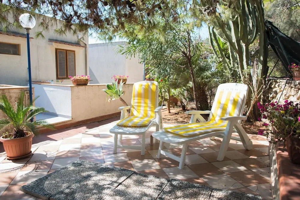 Holiday Home in Sciacca Mare Tennis Soccer Field, Barbecue, Wifi, Kitchenette
