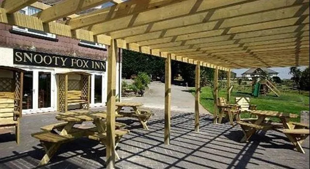 The Snooty Fox