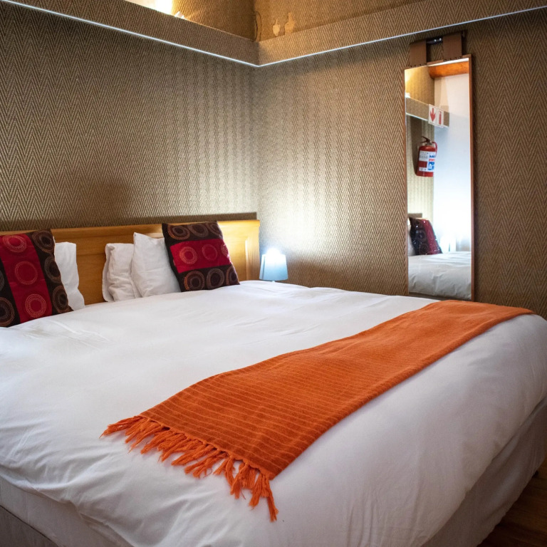 Winelands Villa Guesthouse and Cottages
