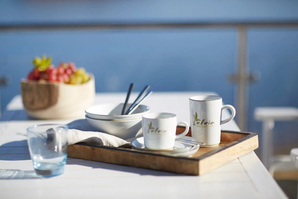 Eleia Seafront Rooms & Villas