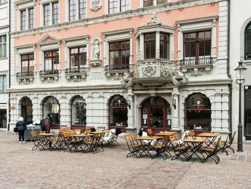 Hotel 2B