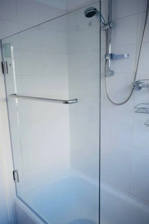 Studio Apartment With Balcony in Green Point