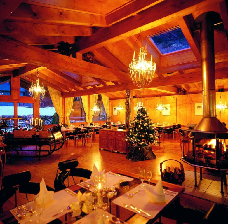 Loftsuite Hotel Saas