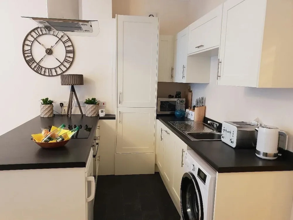 Stracey Road Apartment