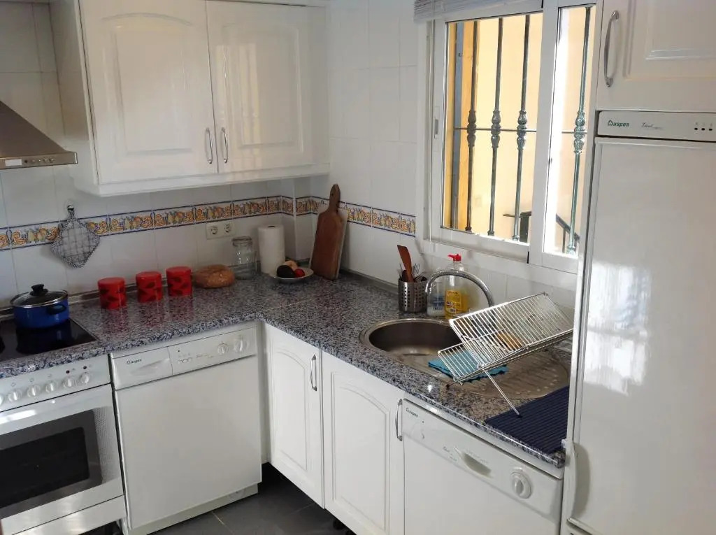 2 Bed penthouse, rooftop terrace, panoramic views