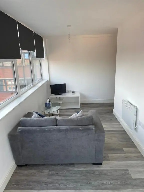 #0503 Lovely one bedroom apartment with free parking
