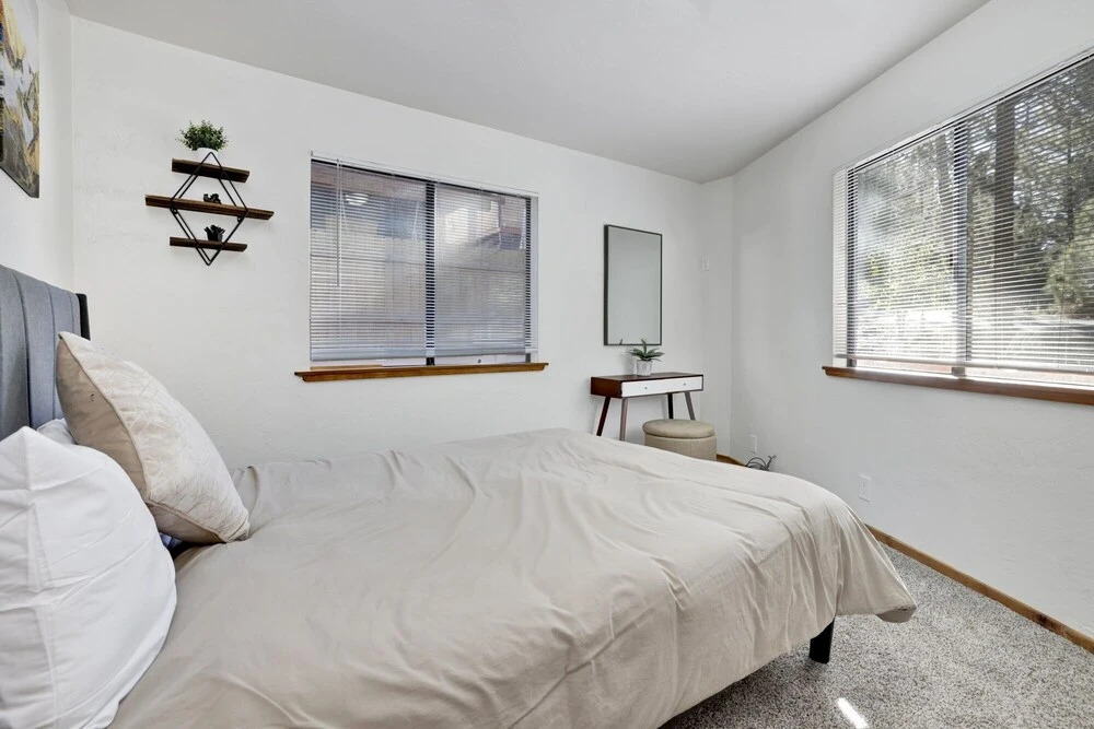 2210-sherwood Chalet 2 Bedroom Home by Redawning