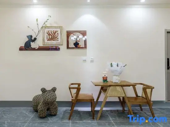 Yujian Homestay (Xia Da Student Apartment)