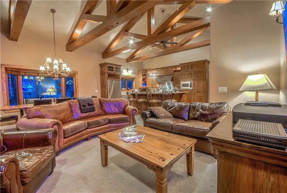 Soaring Eagle Chalet