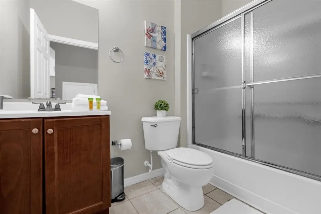4 Bedrooms 3 Bathrooms Terra Verde 4725 Vb