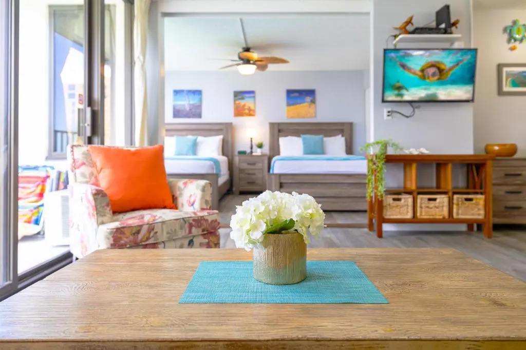Beautiful 7th Floor with Partial Ocean Views | 1 Block to Beach | Free Parking & WIFI