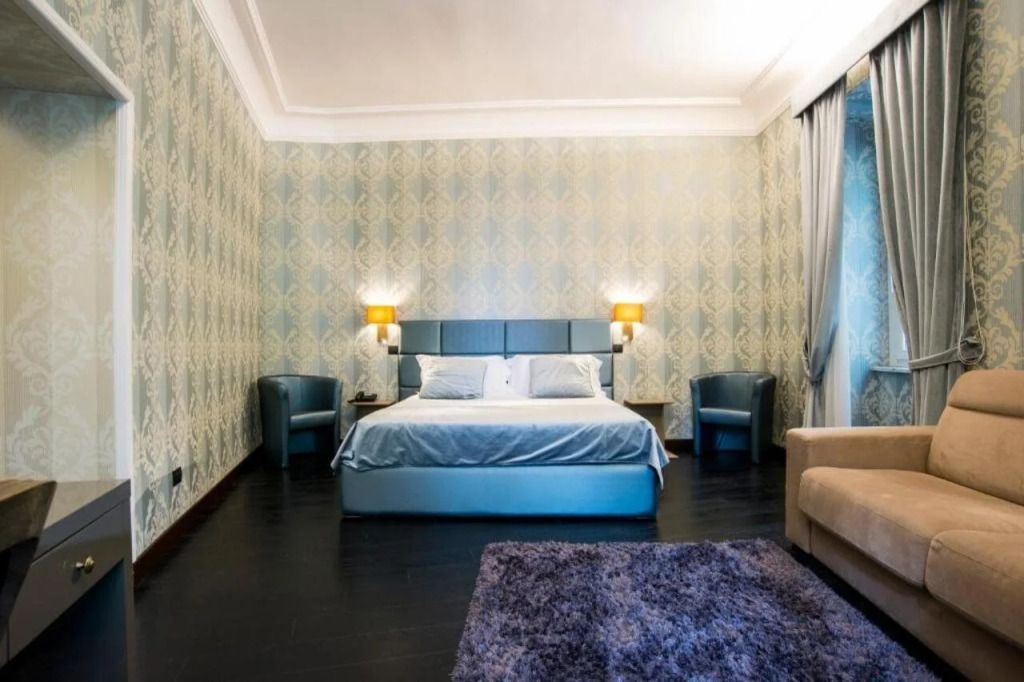 Via Veneto Suites