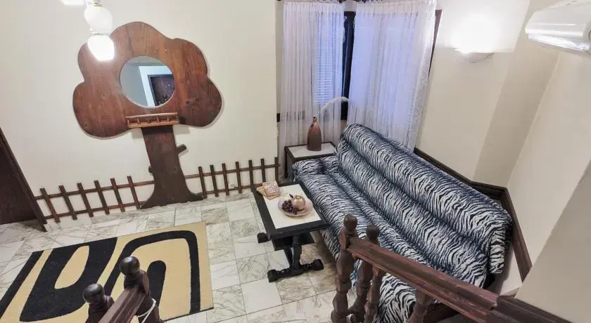 Guest House Mira