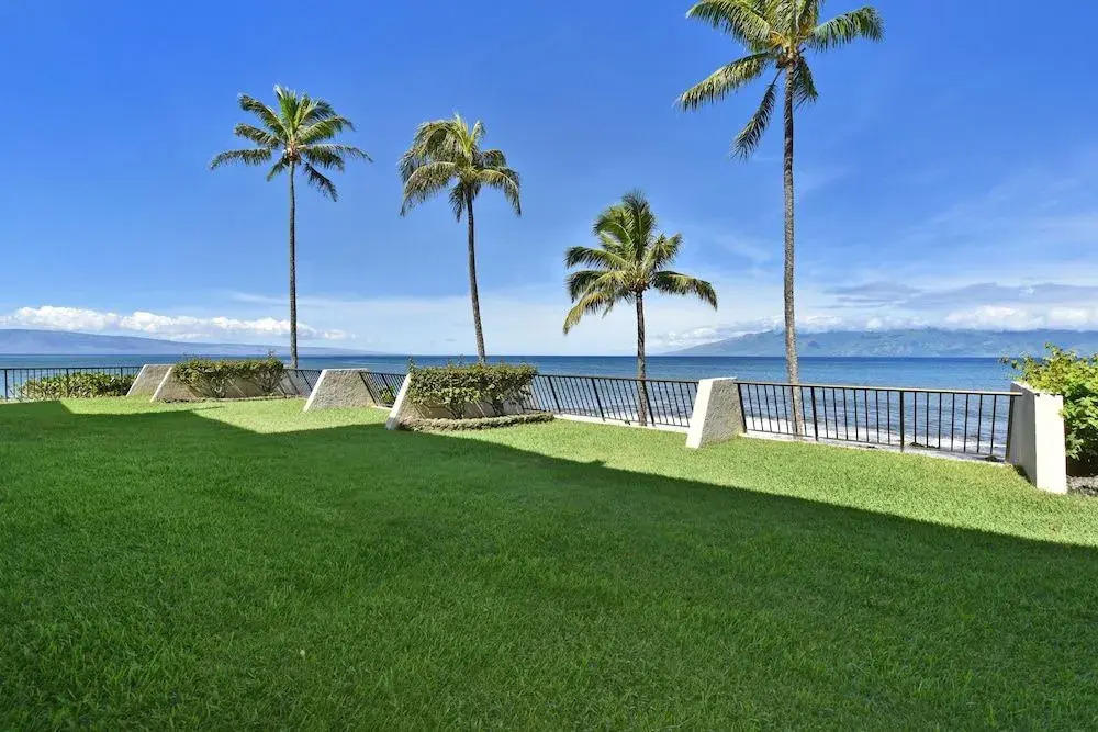 Napili Point B5 by RedAwning
