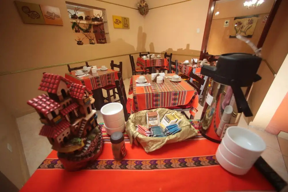 Hospedaje Tinkus
