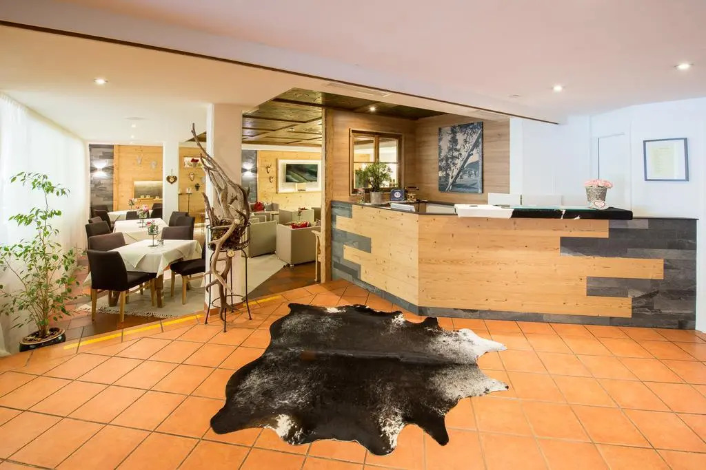 Hotel Diana