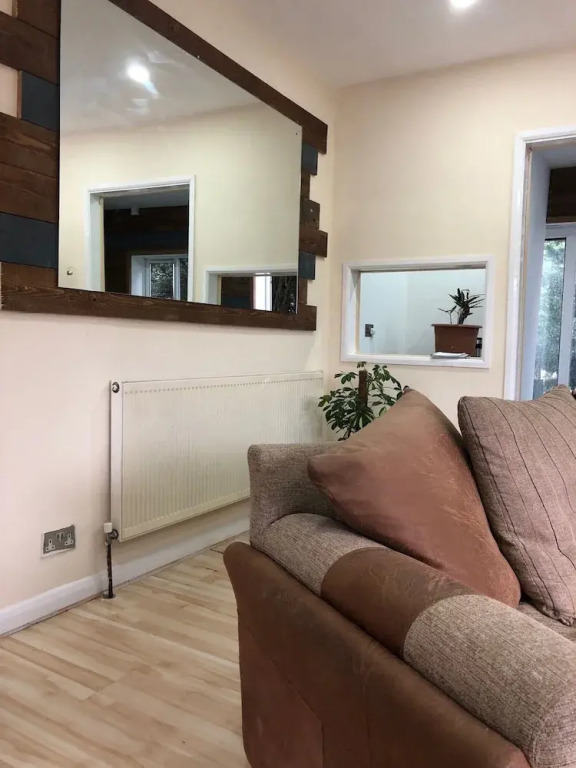 Retro and Quirky 3 Bedroom Apartment