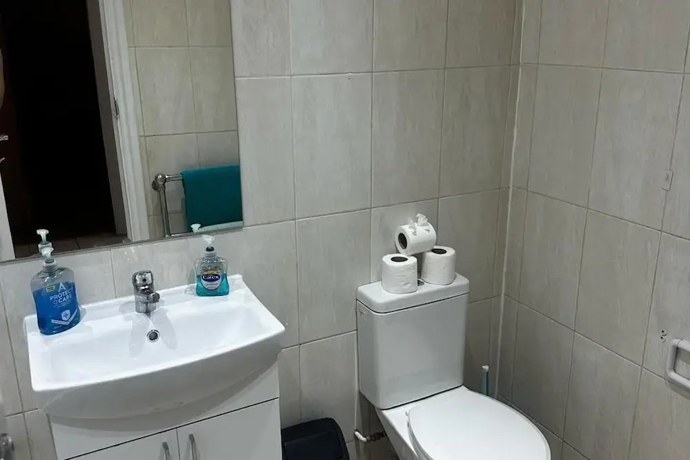 Luxury Studio Marble Arch can fit up to 4 Guests
