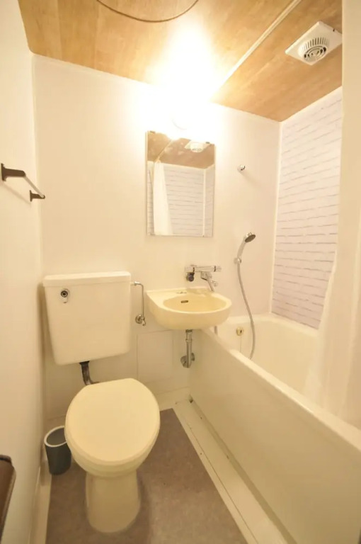 Designer's Room 302