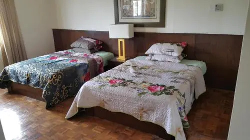 AFamosa Condo DSavoy, Slumber Family Homestay Mslim guest only