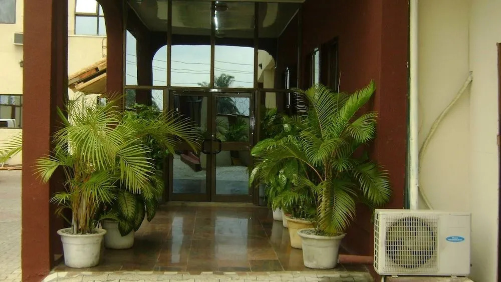 Global Dreams Hotel