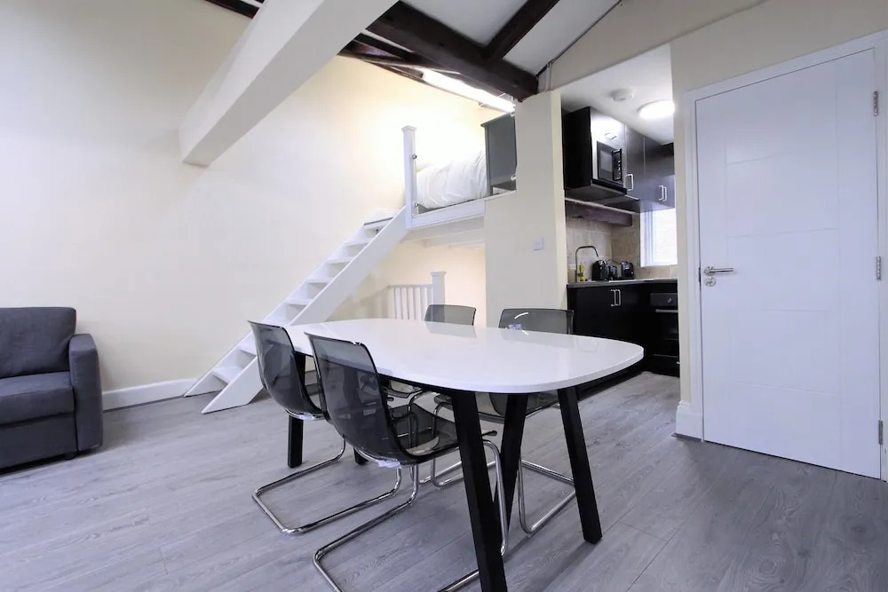 Stunning Loft Apartment In Knightsbridge