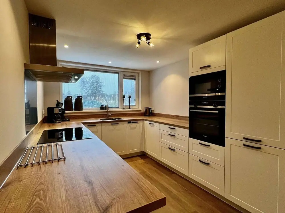 Comfortable and Modern Furnished Holiday Home, Sleeps 6, Wifi on Quiet Holiday Park Close to Beach, Woods and Dunes