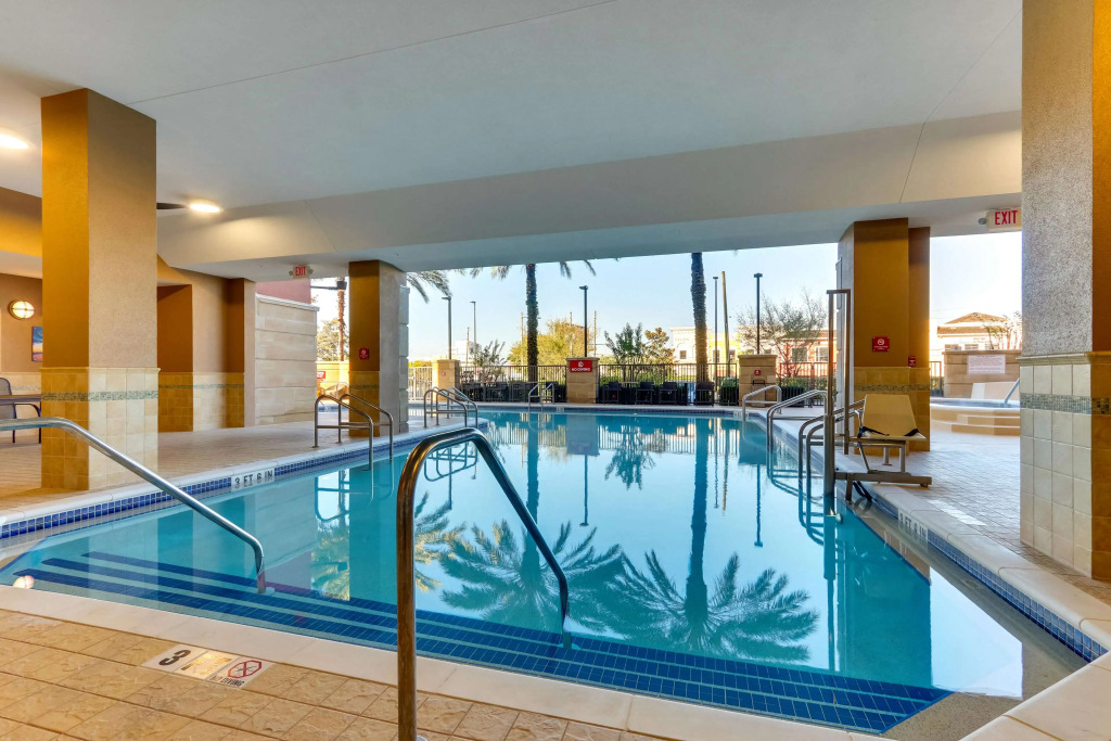 Drury Inn & Suites Orlando near Universal Orlando Resort
