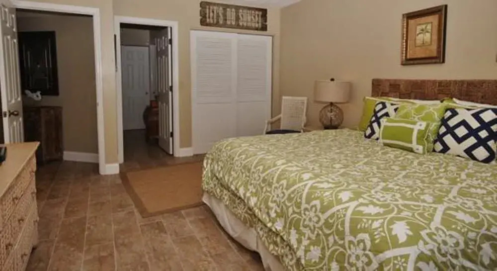 Ebb Tide 102 Apartment 2