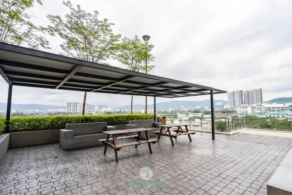 Lovely 4-bedroom condo with pool for 6 pax - Cheras