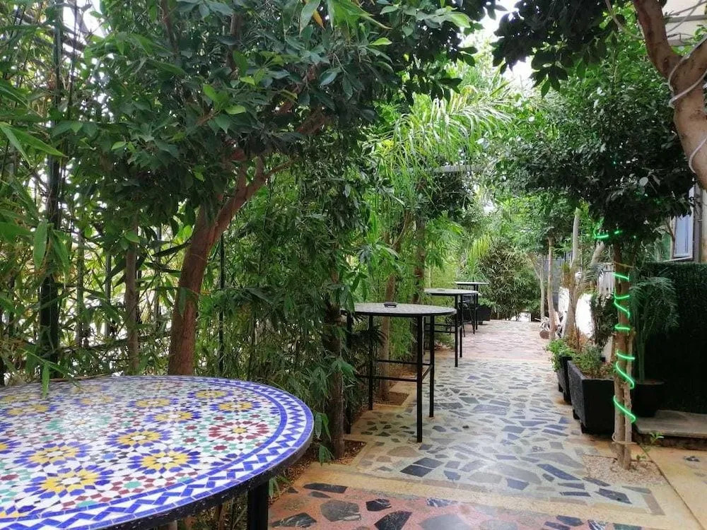 Senhaja Hotel - Hostel