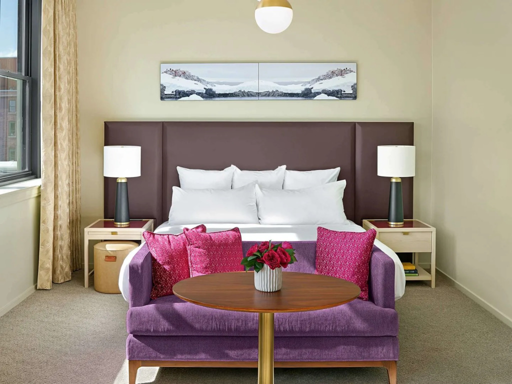 Hotel Savoy Kansas City, Tapestry Collection by Hilton