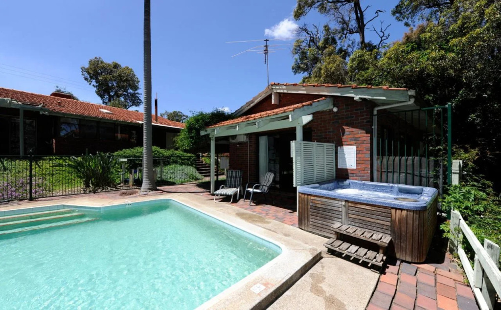 Falls Retreat B&B