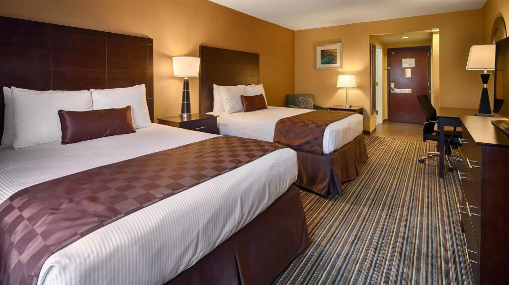 Wingate by Wyndham Harrisburg Near Hershey