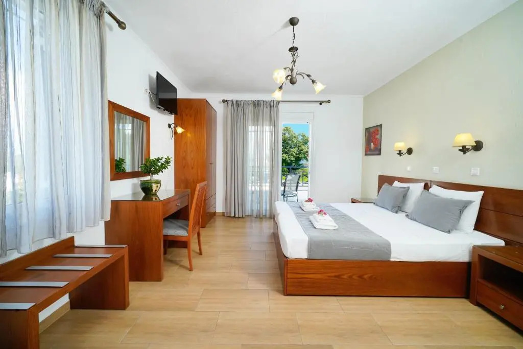 Antigone Hotel