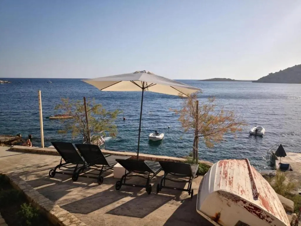 Mirka - With Heated Pool - H