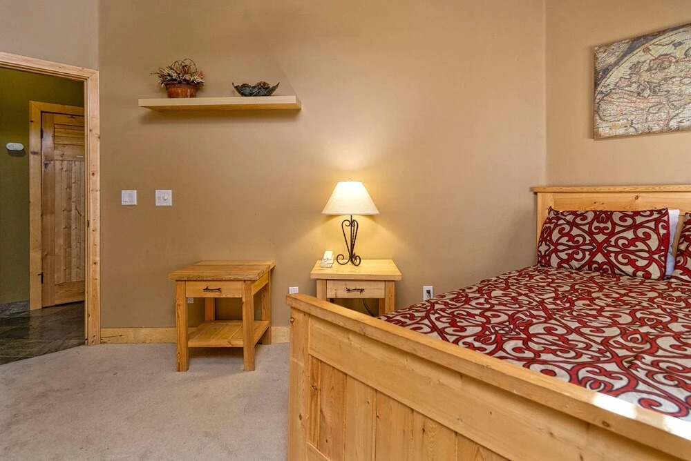 Grand Forest Lodge-1884 by Big Bear Vacations