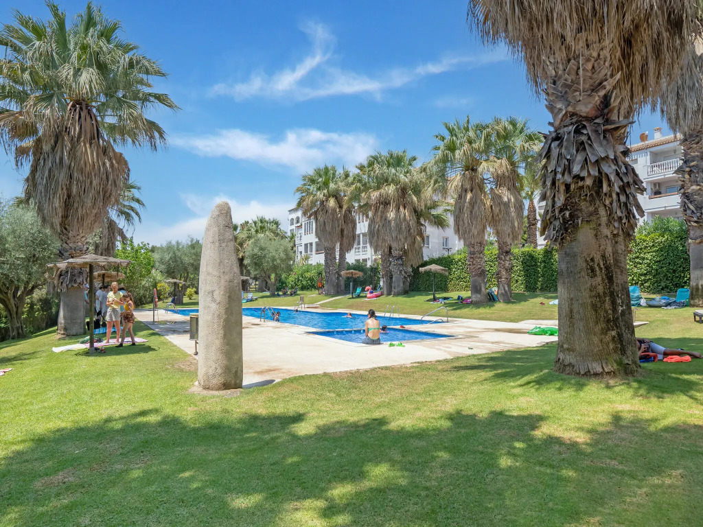 Snug holiday home in Villamartin with garden