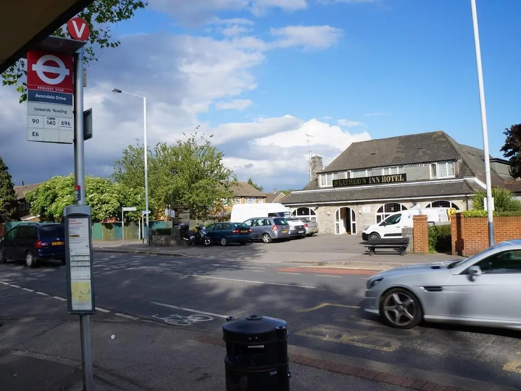 Heathrow Inn Hotel