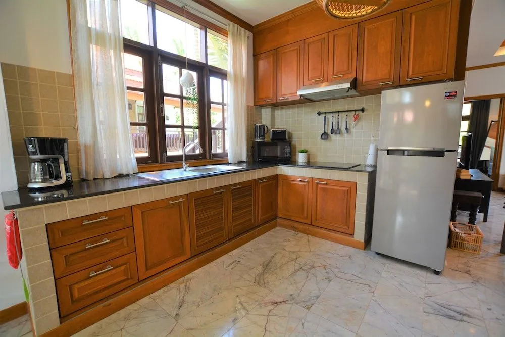 Amintra 4 Villa for rent Koh Lanta
