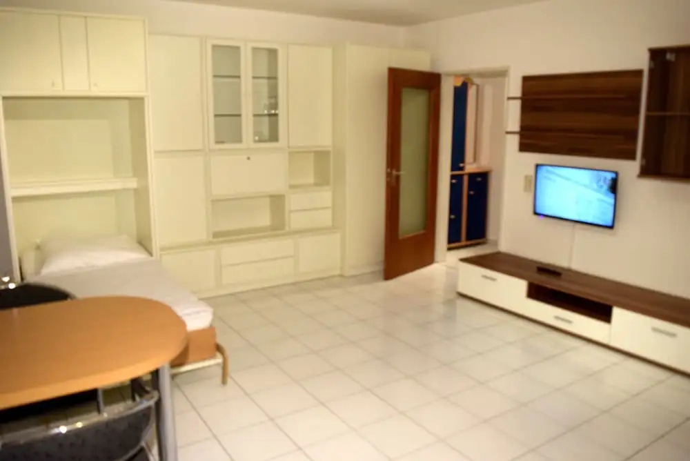 AB Apartment 79
