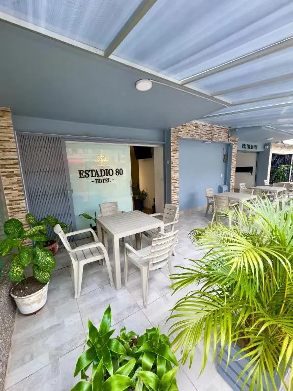Hotel Estadio 80