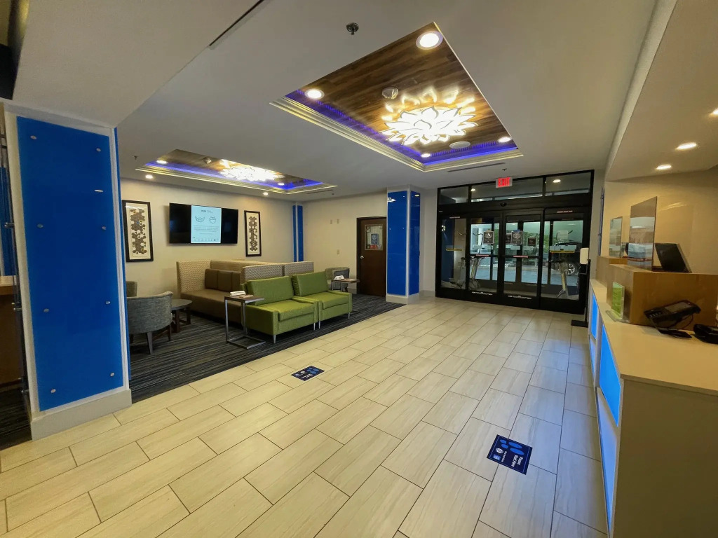 Holiday Inn Express & Suites Columbia - East Elkridge, Jessup an IHG Hotel