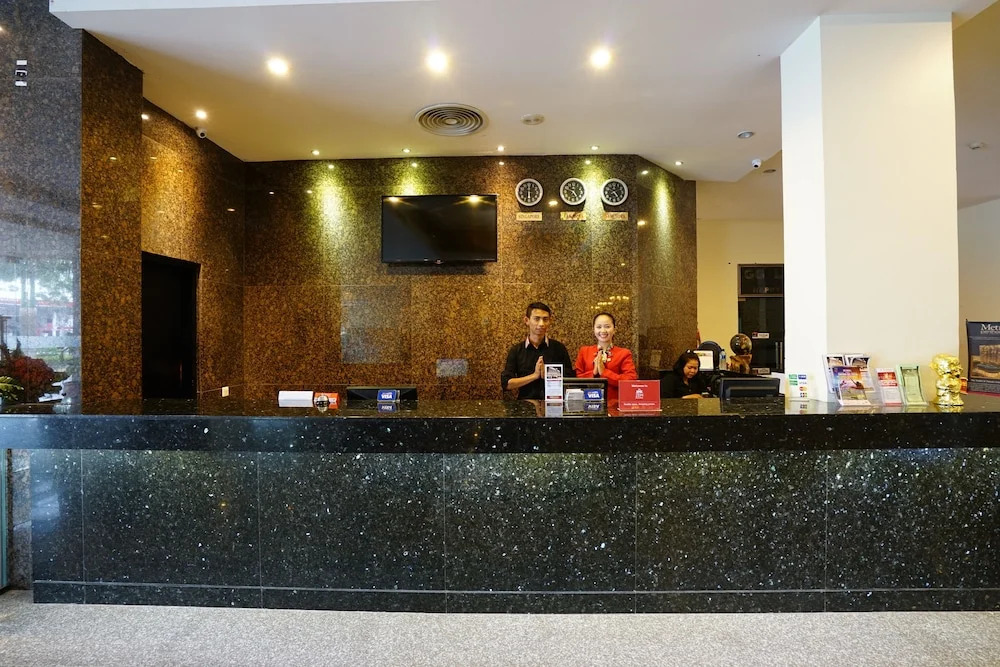 Aglow Hotel Harbor Bay Batam