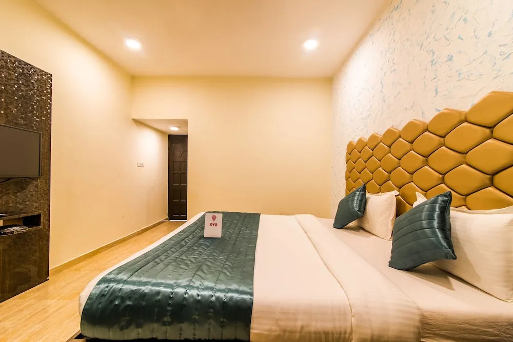 OYO 10210 Abalone Resort Suite