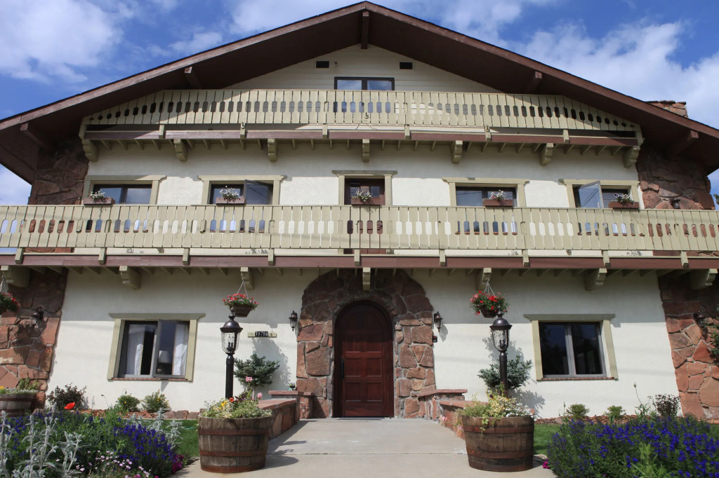 Vasquez Creek Inn
