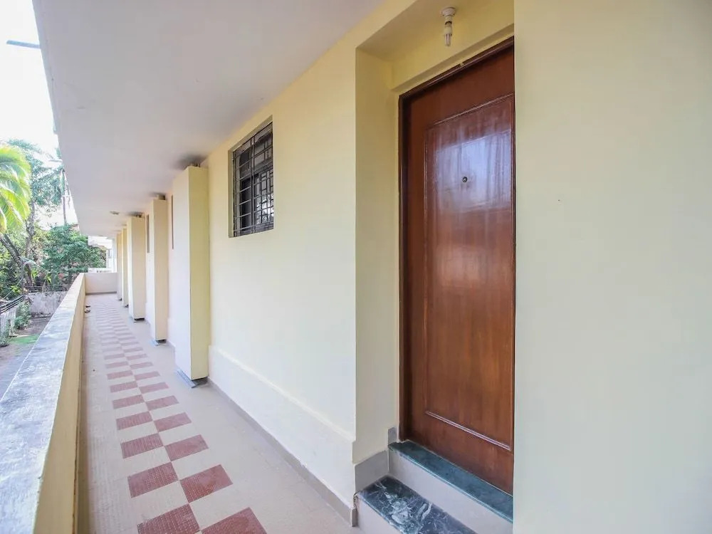 OYO 10762 Home Cozy Studio Colva