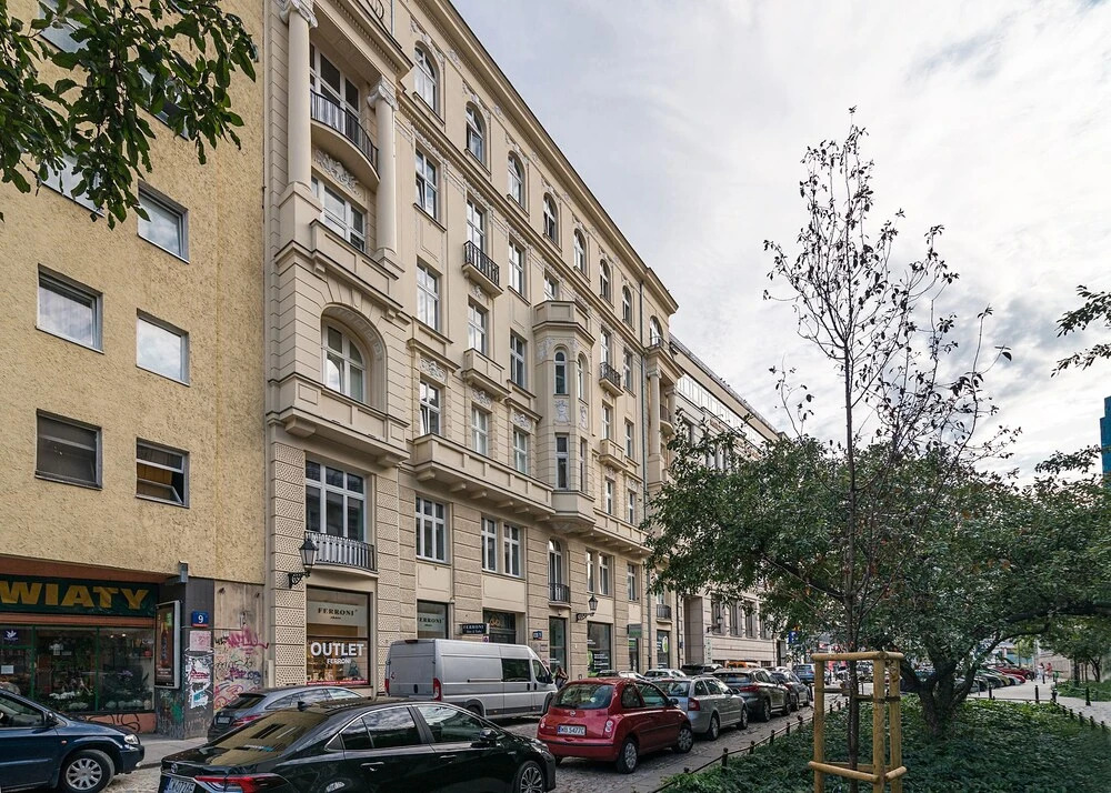 Metro Nowy Swiat Apartment