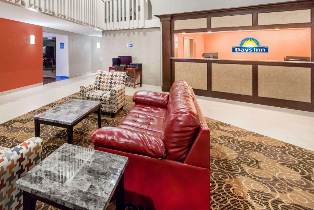 Quality Inn West Des Moines I-80 & I-235