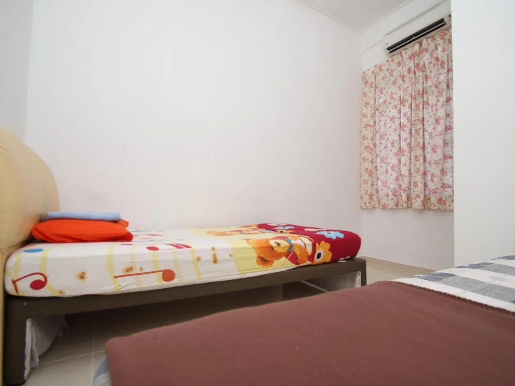 Lesa Guesthouse - Taman Nadi